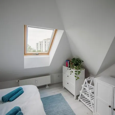 View- Free Parking Apartament